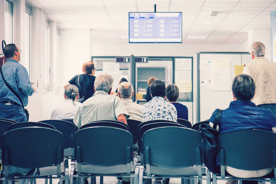 Importance of Queue Management System in Hospitals